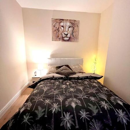 Ferienwohnung Relax Dotcom Manchester Exterior foto